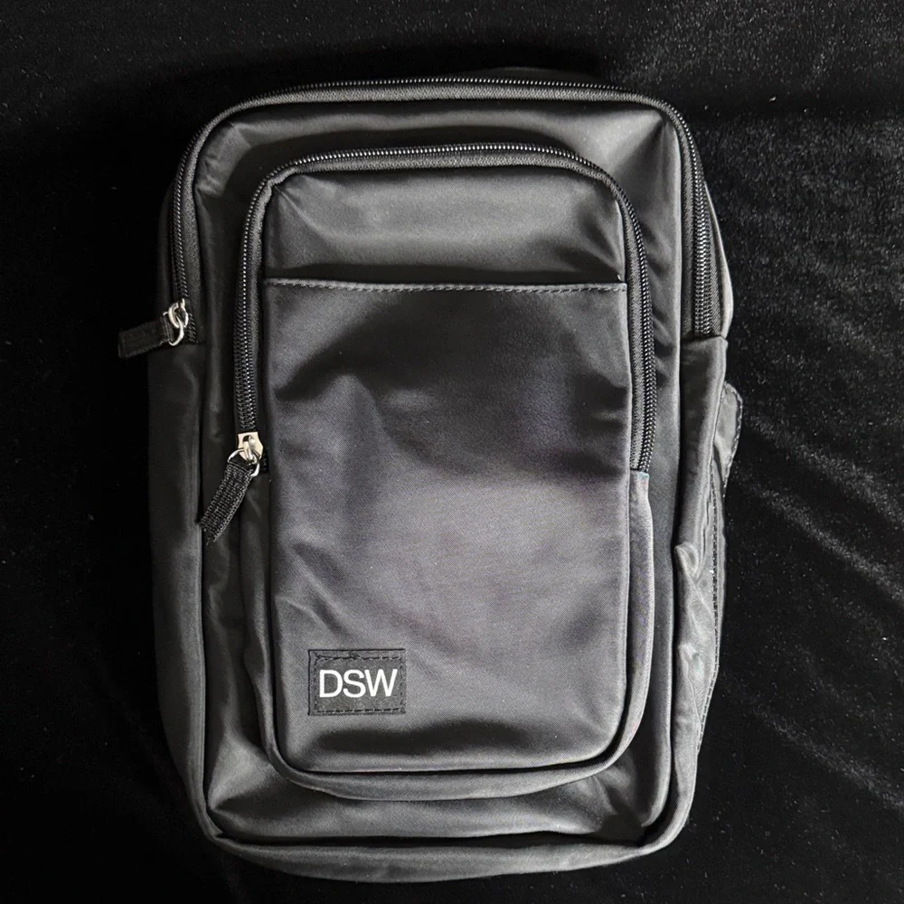 DSW Black Men's Backpack